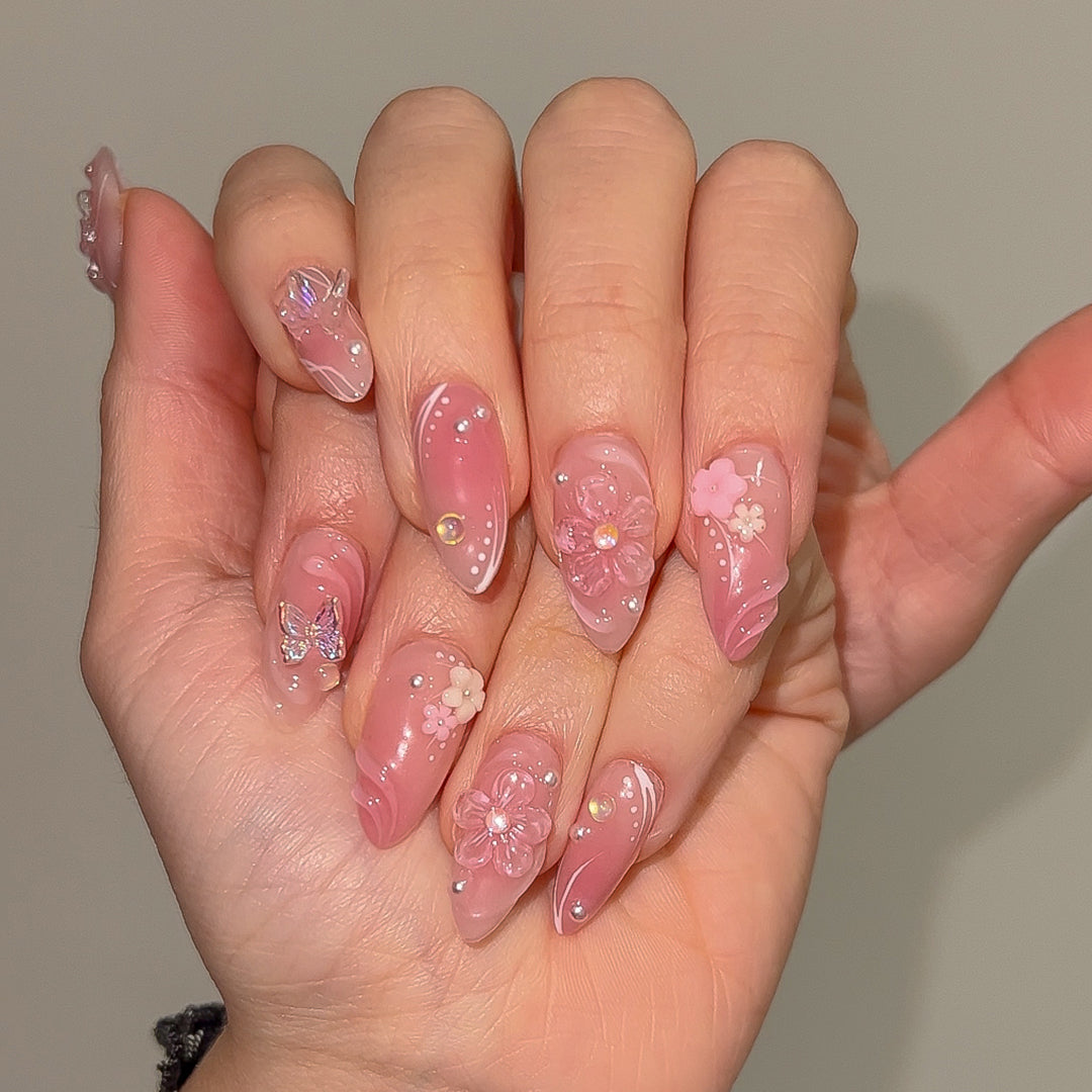 BLUSH GARDEN